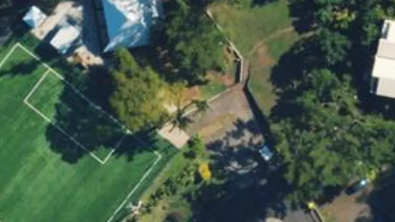 Vue aérienne du spot Boulodrome des Canots et terrain de football
