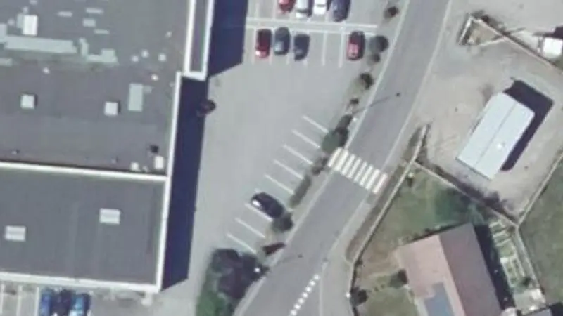 Vue aérienne du spot Terrain de volley et aire de street workout