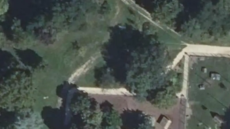 Vue aérienne du spot Piscine Municipale Plein Soleil, Chemin de l'Eiblen, barres parallèles