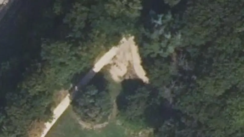 Vue aérienne du spot AccroCamp Forêt de meudon - Chaville, Route des Huit Bouteilles (3)