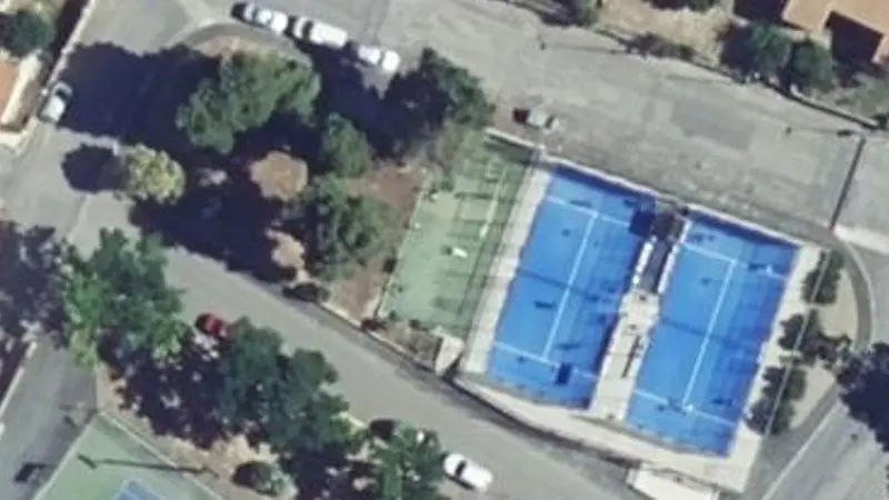 Vue aérienne du spot Tennis FLEURY