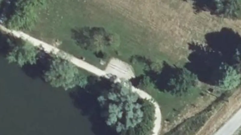 Vue aérienne du spot Street workout Machilly, Route du lac