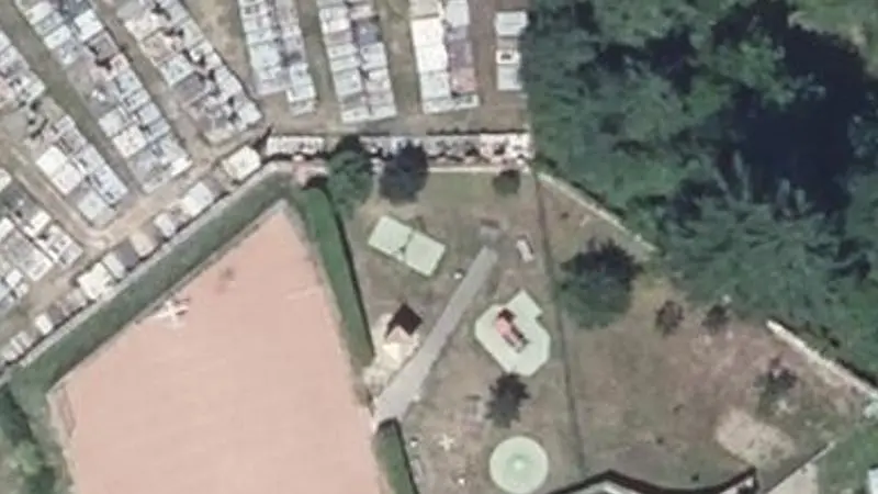 Vue aérienne du spot Terrain de jeux/ Tennis/ Aire de fitness