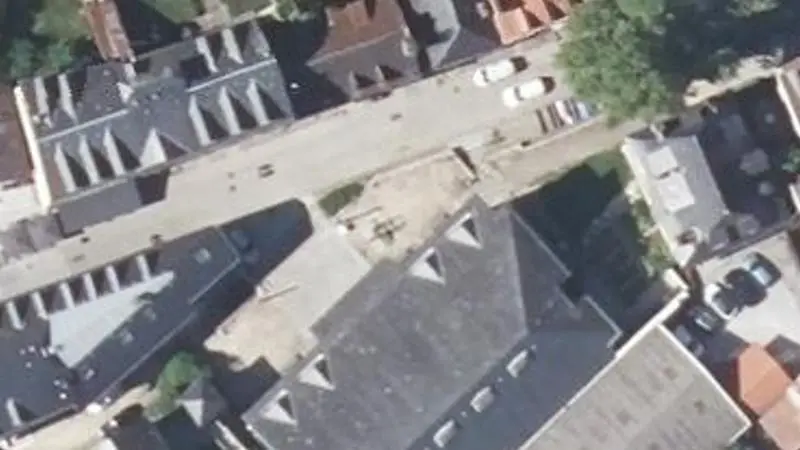 Vue aérienne du spot Street workout Pau, rue du Hédas